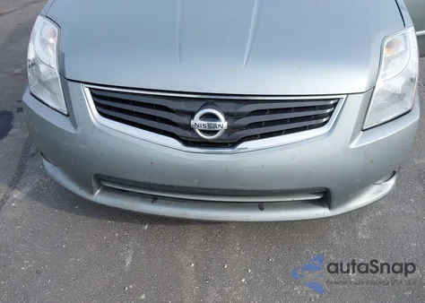2010 Nissan Sentra 2.0Sl z USA, uszkodzony, nr VIN 3N1AB6AP6AL674691